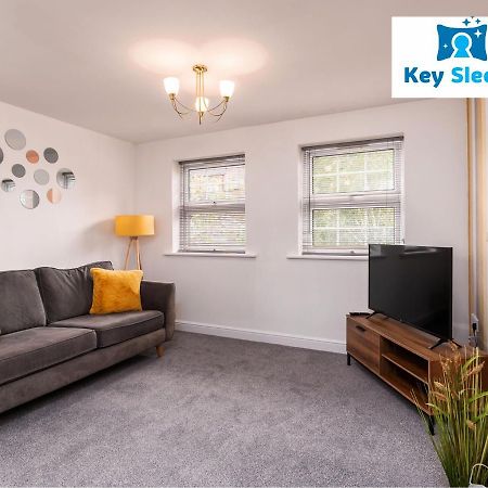 Key Sleeps- Spacious - Contractor House - Central Location - Garden - Lincolnshire Appartement Grantham Buitenkant foto