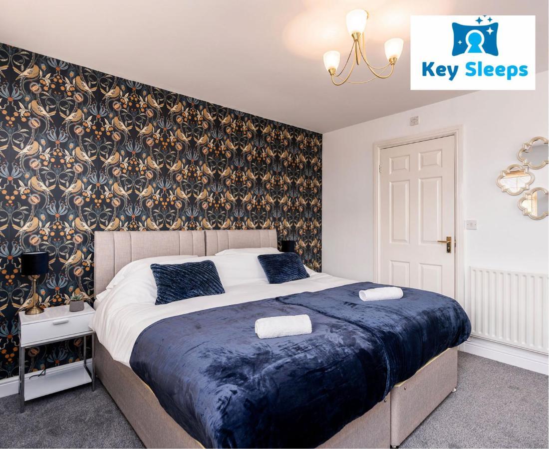 Key Sleeps- Spacious - Contractor House - Central Location - Garden - Lincolnshire Appartement Grantham Buitenkant foto